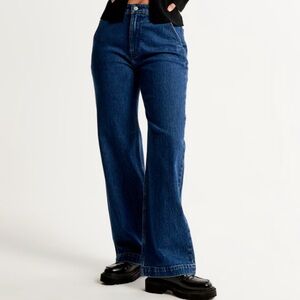 Abercrombie & Fitch Women's High Rise Relaxed 90s Jean- Curve Love size 6R